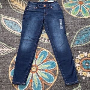 NWT Maurices mid rise denim flex jegging
